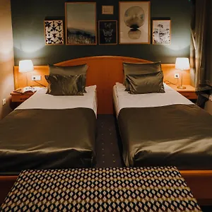 hotel-korona.szeged-hotels.com/